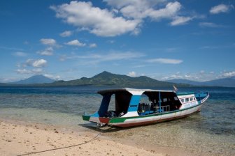 Onong Resort - Duikersboot